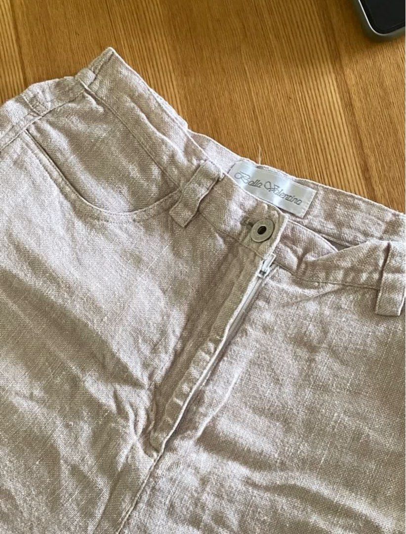 Oat Linen Pants (Category: Other Bottoms) located in Manila. Submitted by mailed (Listing ID 1396540576, Image 3). Description: Bella Valentino linen pants Relaxed fit Real linen :) Perfect for casual wear Best for S-M frames Actual photos posted.