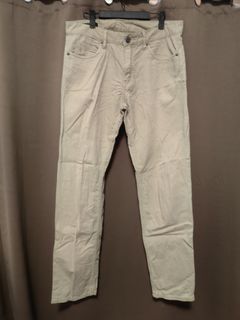 (Category: ) located in . Submitted by aemcloset (Listing ID 1396529455, Image 1). Description: .