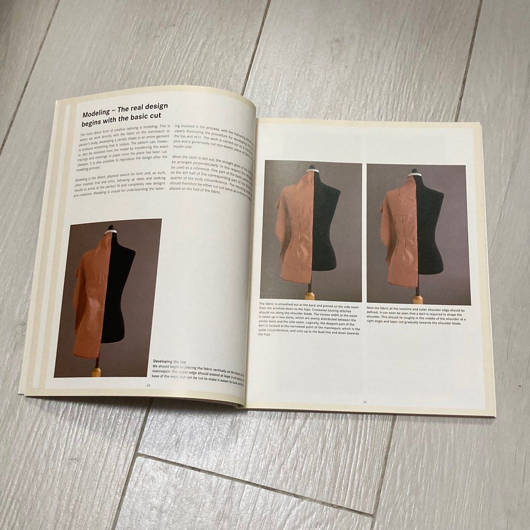 Page One Basic Pattern Making （分類：教科書）位於 Hong Kong。 由 accdee 提交（商品編號 1396582729，圖片 3）。簡介： 這是一本Page One出版的Basic Pattern Making書籍，內容涵蓋了服裝設計的基本知識，包括剪裁和縫紉技巧。書中包含詳細的步驟說明和彩色圖片，適合對服裝設計有興趣的初學者。書本內頁展示了建模和縫紉的實例，幫助讀者更好地理解設計過程。。