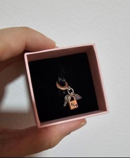 (Category: ) located in . Submitted by happie7 (Listing ID 1396613267, Image 1). Description: .