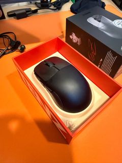 （分類：）位於 。 由 erymarix 提交（商品編號 1382256810，圖片 1）。簡介： 。