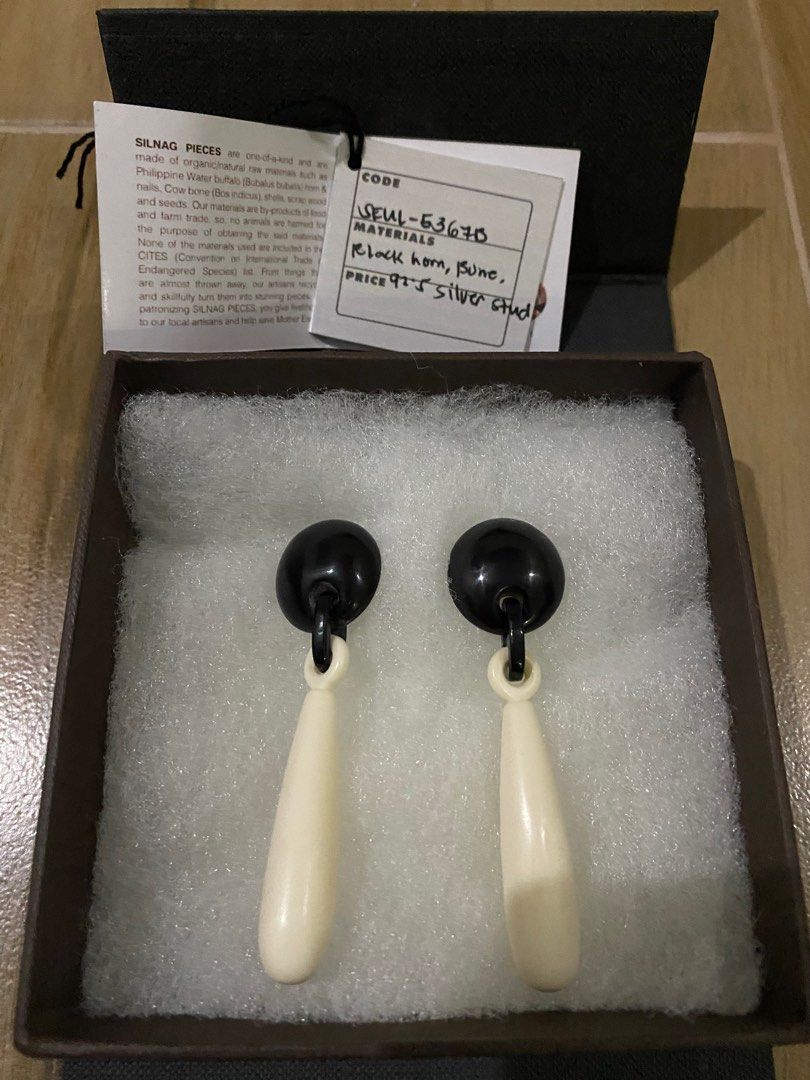 Silnag Horn Jewelry (Category: Earrings) located in Cainta. Submitted by gcharjg (Listing ID 1396582191, Image 3). Description: Brand new, never used Silnag Horn Jewelry - Earring Materials: Black horn, bone; 92.5 Silver stud Ordered from Silnag’s official IG account RFS: change of mind; decluttering Payt via Gcash or BPI SF c/o buyer.