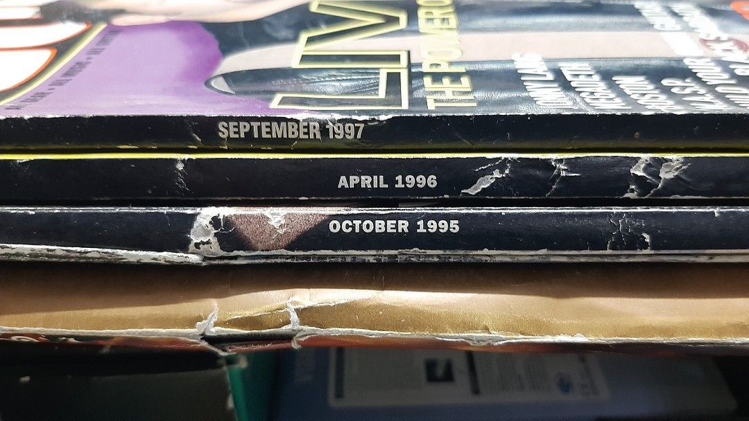 Smashing pumpkins (Category: Magazines) located in Marikina City. Submitted by darthvader888 (Listing ID 1396494209, Image 3). Description: - Guitar World and Rolling Stone magazines - Featuring Billy Corgan, Eddie Van Halen, and Bruce Springsteen - Issues from: September 1997, April 1996, October 1995 - Includes interviews and articles - Perfect for music enthusiasts and collectors.
