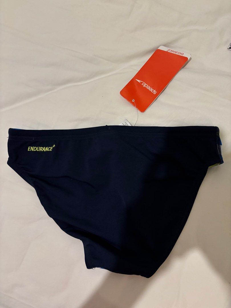 Speedo Men’s Brief Trunks (Category: Swim Trunks & Board Shorts) located in Paranaque City. Submitted by palim18 (Listing ID 1396487292, Image 3). Description: Brand new with tag Never worn I have 2 pieces of this trunks, Php 1000 each RFS: too big for me .