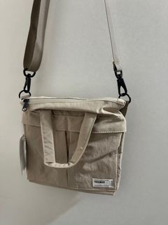 （分類：）位於 。 由 haru_138 提交（商品編號 1396563511，圖片 1）。簡介： 。