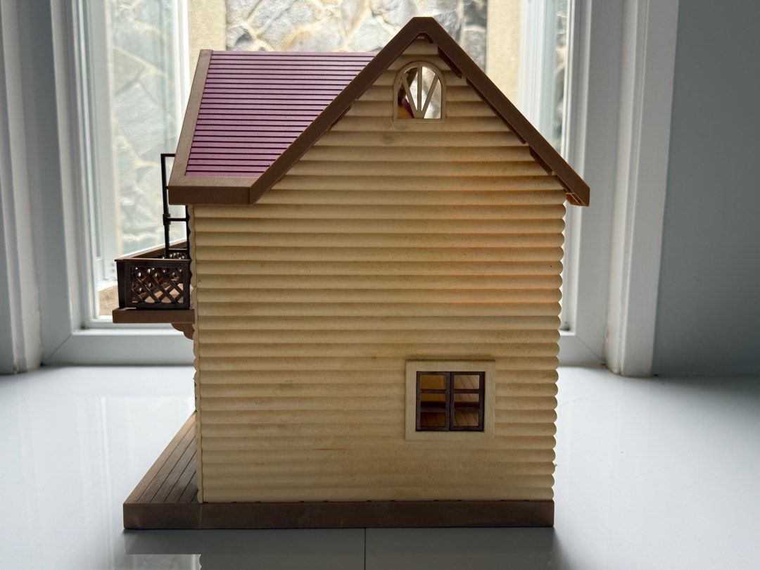 Sylvanian Families Lakeside Lodge (Category: Kids Toys) located in General Trias. Submitted by brightdog-224c (Listing ID 1396494196, Image 2). Description: Sylvanian Families Lakeside Lodge.