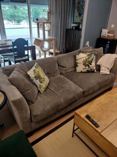 (Category: ) located in . Submitted by khartleben (Listing ID 1396620659, Image 1). Description: .