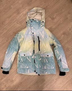 (Category: ) located in . Submitted by yingniy (Listing ID 1396559140, Image 1). Description: .