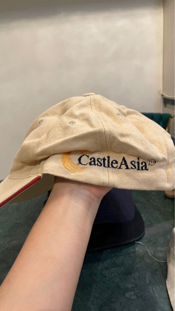 Vintage Castle Asia cap, Fesyen Pria, Aksesoris, Topi di Carousell