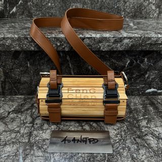 （分類：）位於 。 由 404NOTFD 提交（商品編號 1396708597，圖片 1）。簡介： 。