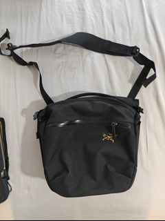 （分類：）位於 。 由 chanhdienid 提交（商品編號 1396686824，圖片 1）。簡介： 。