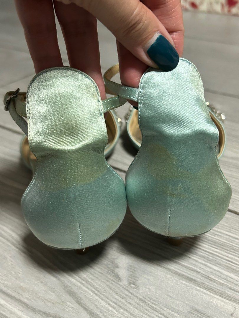 Badgley Mischka Blue Kitten Heels (Category: Heels) located in Paranaque City. Submitted by nicolelagleva (Listing ID 1396673046, Image 3). Description: .