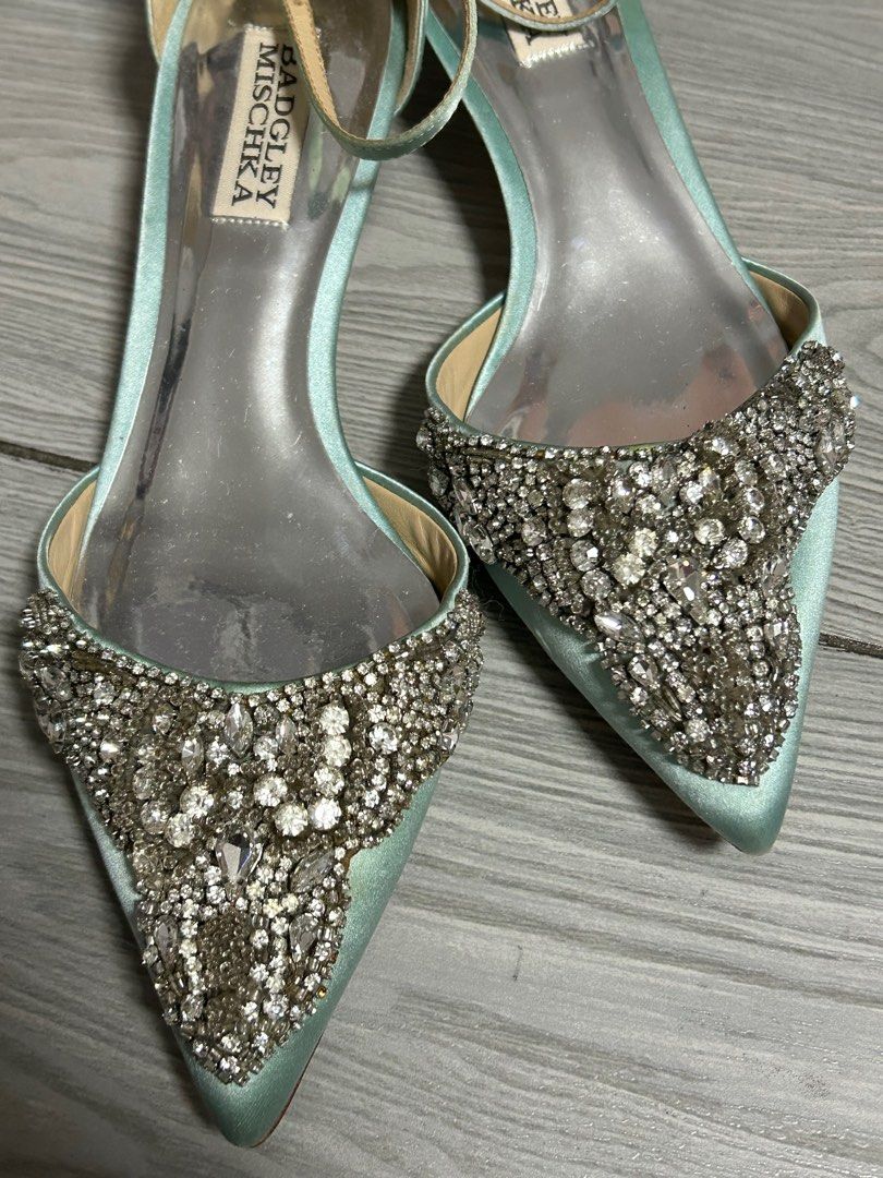 Badgley Mischka Blue Kitten Heels (Category: Heels) located in Paranaque City. Submitted by nicolelagleva (Listing ID 1396673046, Image 2). Description: .