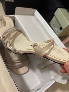 (Category: ) located in . Submitted by sg23145 (Listing ID 1396680934, Image 1). Description: .