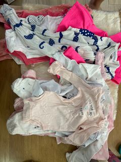 (Category: ) located in . Submitted by decluttering_momma_ (Listing ID 1396834050, Image 1). Description: .