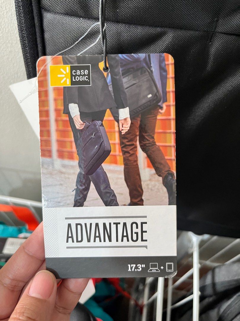 Case Logic Advantage 17.3” Laptop Bag (Category: Laptop Bags & Sleeves) located in Quezon City. Submitted by extrapetite_ph (Listing ID 1396704401, Image 3). Description: .
