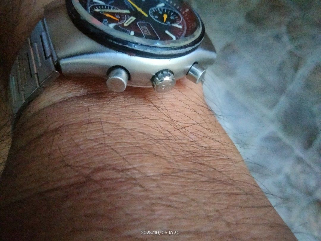 Citizen automatic chronograph (Category: Men's Watches) located in Bocaue. Submitted by rochentime (Listing ID 1396761625, Image 3). Description: 1976 Citizen 67-9119 a.k.a. spider all original watch head maruman japan vintage bracelet 28800 hi beat day and date changes as it should buttons working good power reserve when wound or shaken bocaue bulacan area or meet up thanks.