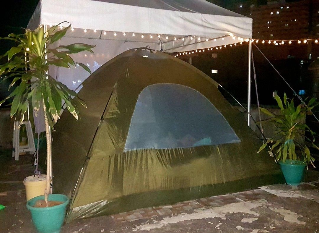 Coleman camping tent (Category: Hiking & Camping) located in Makati City. Submitted by ako_to (Listing ID 1396759665, Image 1). Description: what you see is what you get. - Durable olive green camping tent - Features a large window for ventilation and natural light - Spacious enough for a small group - Ideal for camping trips or backyard setups - Easy to set up and pack away.