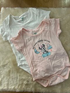 (Category: ) located in . Submitted by decluttering_momma_ (Listing ID 1396834563, Image 1). Description: .