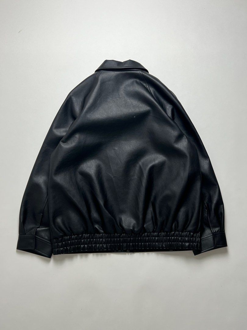 GU Black Faux Leather Jacket - Size L (Category: Coats, Jackets and Outerwear) located in Manila. Submitted by eterna.luxe (Listing ID 1396750373, Image 3). Description: Brandnew GU double pocket leather jacket Pic when worn Height 5’10 Size L Dimensions: L 26 W 23 Condition: 10/10 Color rate: 10/10 Swipe for more details… .