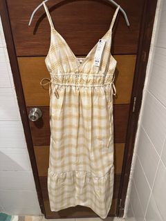 (Category: ) located in . Submitted by decluttercutieph (Listing ID 1396785081, Image 1). Description: .