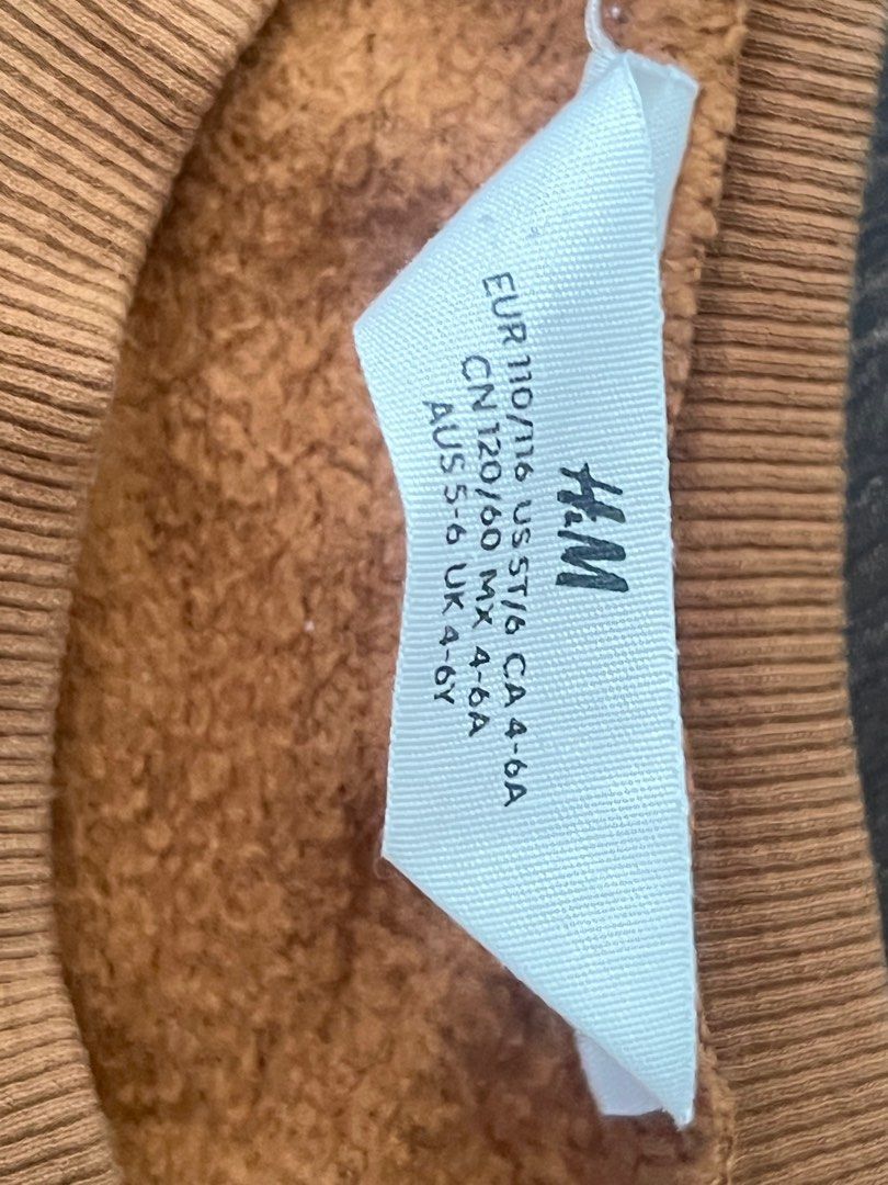 H&M (2 Sweatshirts) (Category: Babies & Kids Fashion) located in Calamba. Submitted by _mrp_ (Listing ID 1396710353, Image 3). Description: .
