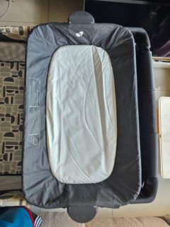 (Category: ) located in . Submitted by byebyesingaporesale (Listing ID 1396675354, Image 1). Description: .