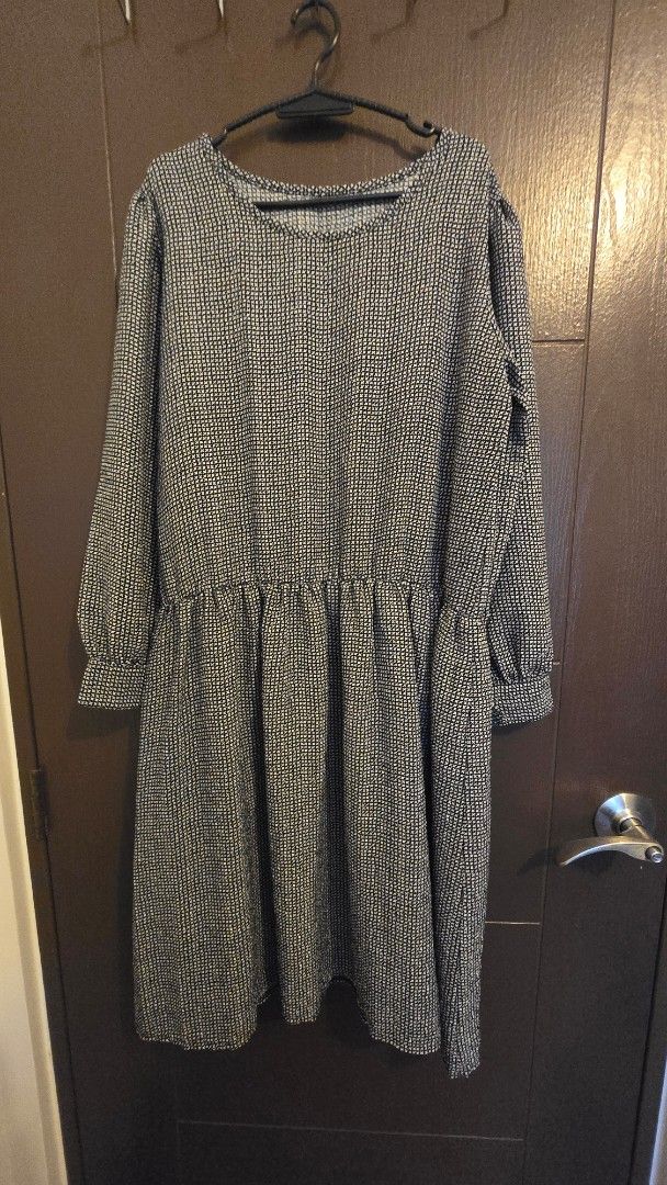 Ladies' Dresses and Vest (Category: Dresses) located in Caloocan City. Submitted by purple.mallows (Listing ID 1396748342, Image 2). Description: Message me for sizes..