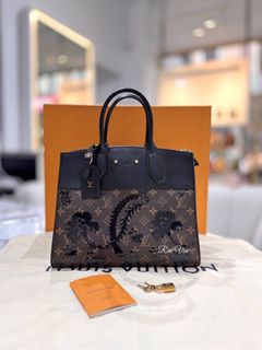 (Category: ) located in . Submitted by stylishtalk (Listing ID 1396715527, Image 1). Description: .