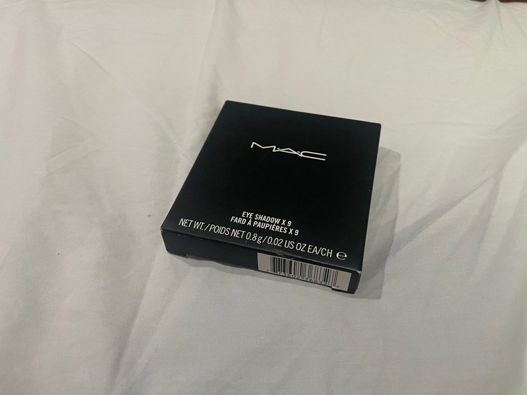 MAC Eyeshadow Palette (Burgundy Times Nine) (Category: Makeup) located in Cebu City. Submitted by brokenvinyly (Listing ID 1396837409, Image 2). Description: Decluttering.