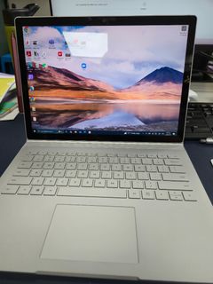 Microsoft Surface Laptop64196297960963110