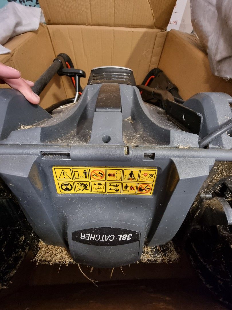 Ozito Electric Mower 1500W 360mm (Category: Construction Tools & Equipment) located in San Juan City. Submitted by salesite (Listing ID 1396787905, Image 1). Description: - Ozito Electric Mower - 360mm Cutting Width - Powerful 1500W Motor - 36L Catcher - Includes Original Box - Foldable Handle for Compact Storage - Box displays features and specifications.