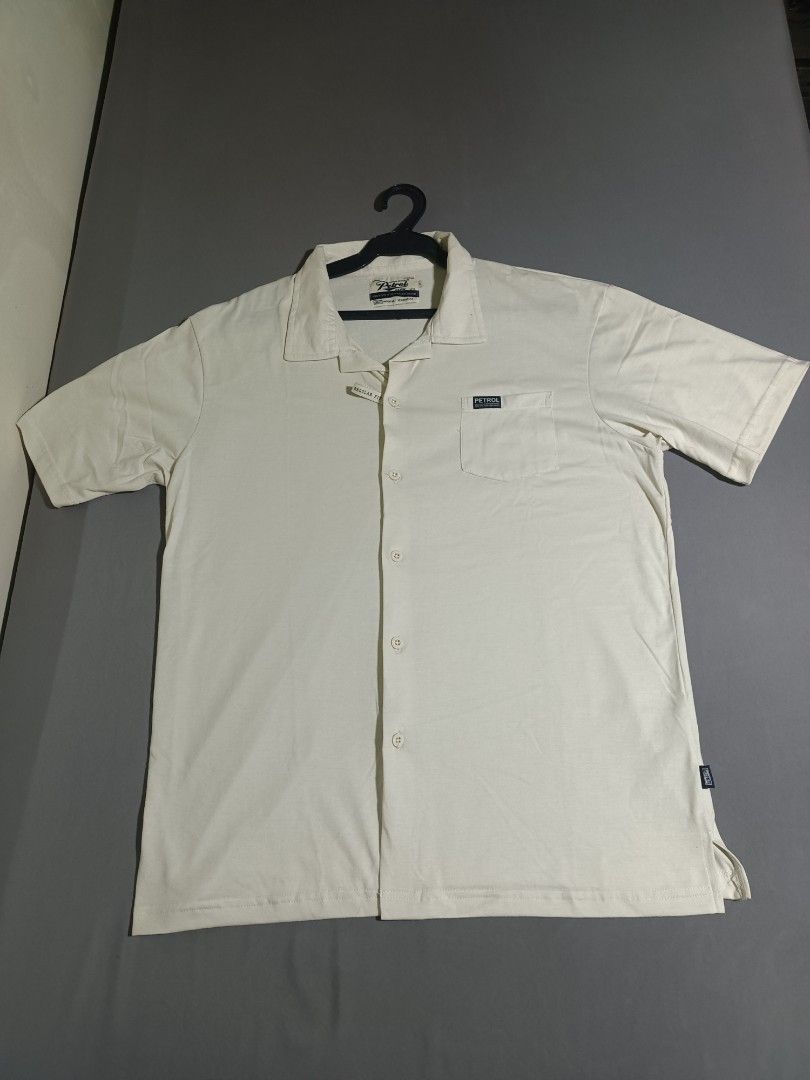 Petrol Denim Polo Shirt (Category: Tshirts & Polo Shirts ) located in Marikina City. Submitted by santossellstuff (Listing ID 1396783915, Image 1). Description: Petrol Premium Utilitarian Denim Polo Shirt Regular Fit Large Cotton Haven't worn yet L 28 W 20.