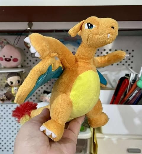 Pokemon Charizard Small Plush (no etiketa) (Category: Plushies & Soft Toys) located in Bocaue. Submitted by ekaaam (Listing ID 1396818951, Image 2). Description: WYSIWYG Please manage your expectation as this is already 2nd hand.