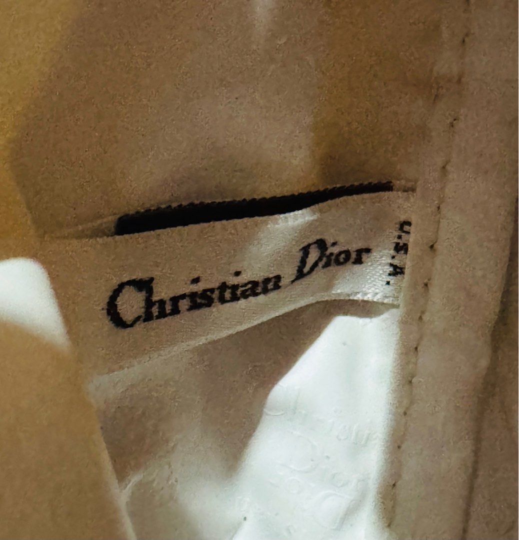 Preloved Original Dior (Category: Luxury Bags & Wallets) located in Manila. Submitted by nylan1227 (Listing ID 1396785491, Image 3). Description: Clutch coverted to sling bag.