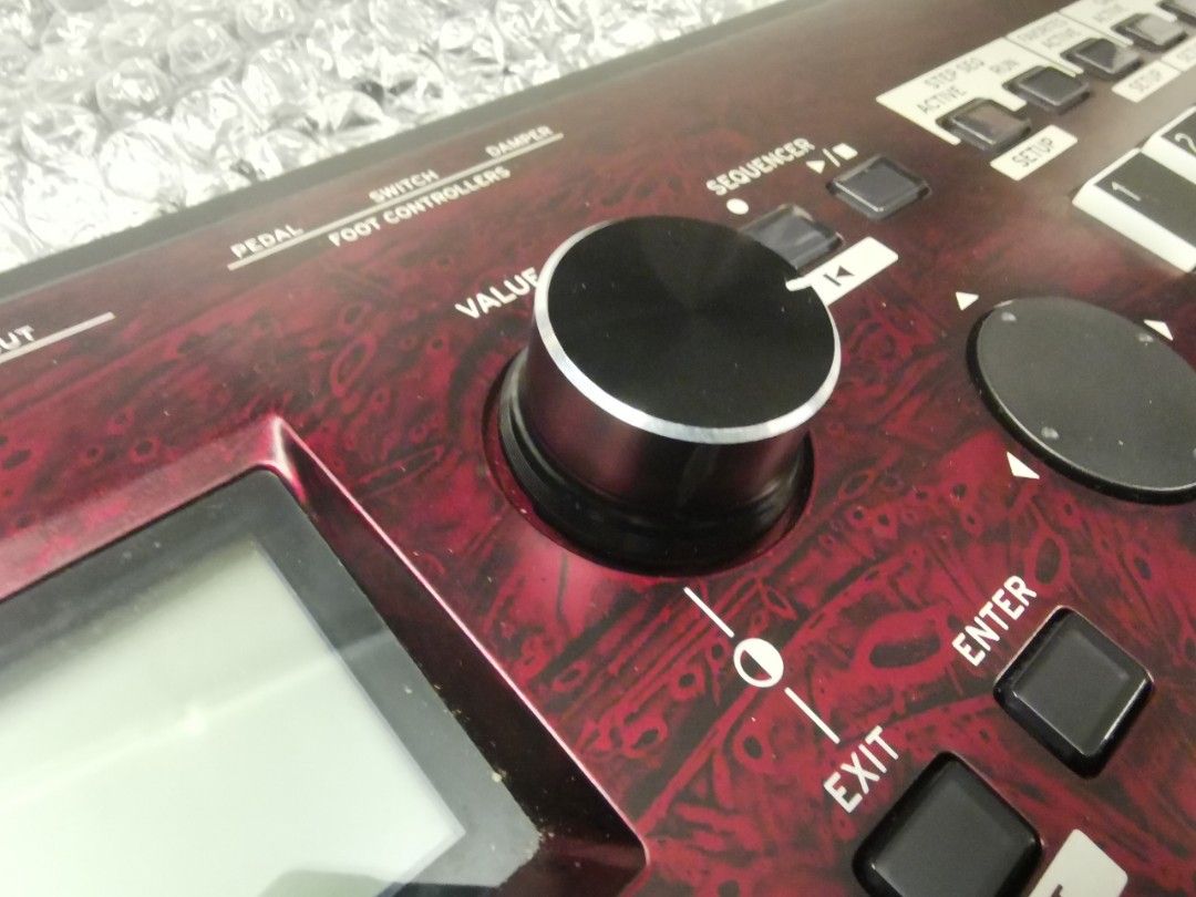 Replacement knobs for Korg Kross 2 (Category: Musical Instruments) located in Singapore. Submitted by yeotao (Listing ID 1395100614, Image 3). Description: Update Oct: stock in. Replace the Korg Kross 2's rubber knobs for category change and value change, with metallic coating acrylic knobs. Available colors - -Metallic Black with Silver frame , -Pure metallic black, -Pure metallic Silver,.