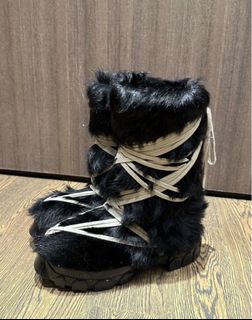 (Category: ) located in . Submitted by versaceplvg (Listing ID 1396697426, Image 1). Description: .