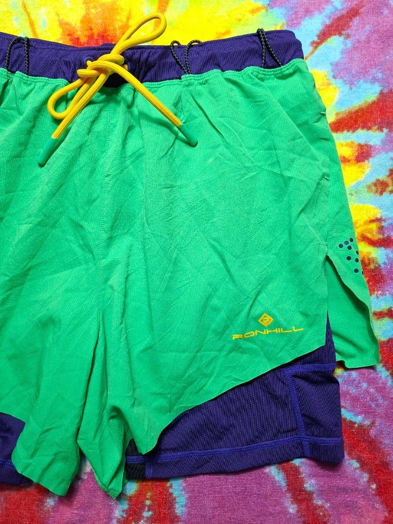 Ronhill - m (men's) (Category: Activewear) located in Puerto Princesa. Submitted by thrinidad (Listing ID 1396806994, Image 3). Description: tech distance twin shorts size medium dimension (laid flat) waist 14" liner length 16" fits 28" waistline and above no damage/stain (3) 1 back pocket, 2 liner pockets Disclaimer : I do not own nor claim to own the rights to any of the brand, logo and photo. Color may vary due to photographic lighting sources