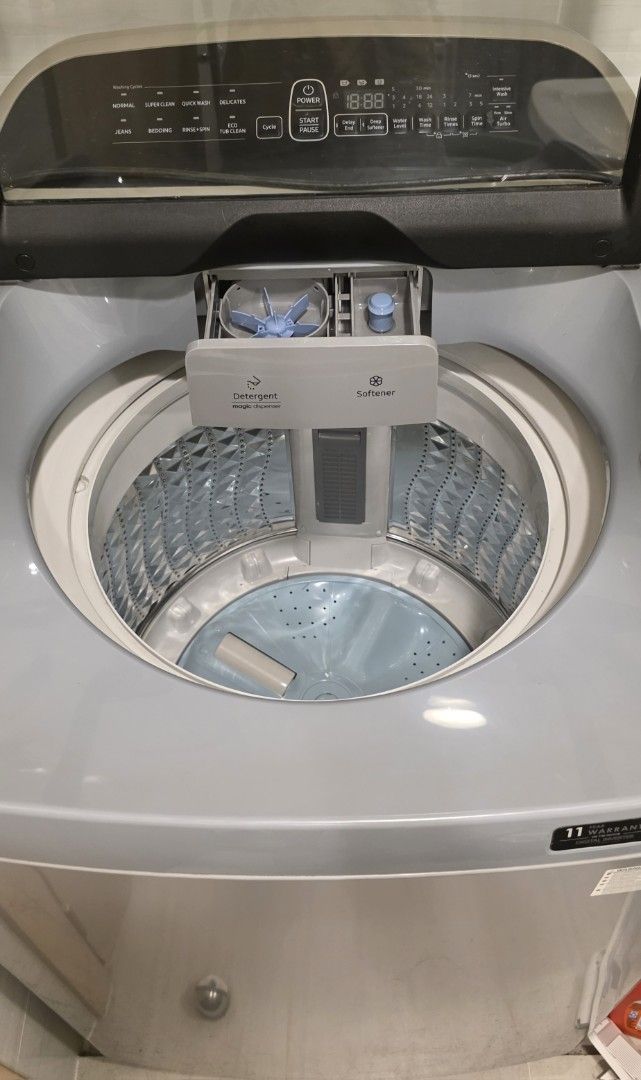 Samsung 8.0 kg Top Load Washing Machine (Category: Washing Machines and Dryers) located in Quezon City. Submitted by nmca24 (Listing ID 1396672325, Image 3). Description: - Samsung Top Load Washing Machine - 8.0 kg Capacity - Stainless Steel Drum RFS upgrading to front load combo barely used in condo good to use in condo units have 80% dry function bought 2 yrs ago bought around 25k originally.
