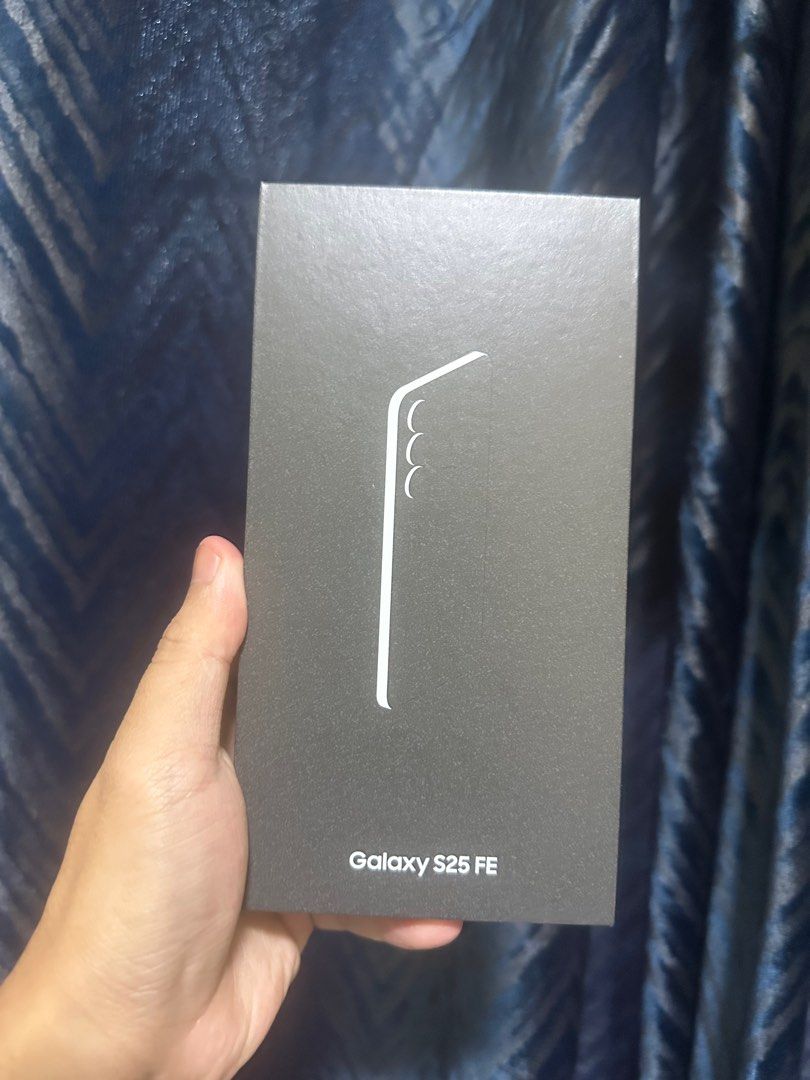 samsung galaxy s25 FE (Category: Samsung) located in Bacoor. Submitted by cedrickj (Listing ID 1396743985, Image 1). Description: samsung galaxy S25 FE 128gb brand new sealed ₱27,000 with receipt with warranty from any samsung store .
