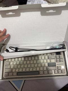 （分類：）位於 。 由 JT2342 提交（商品編號 1396775869，圖片 1）。簡介： 。