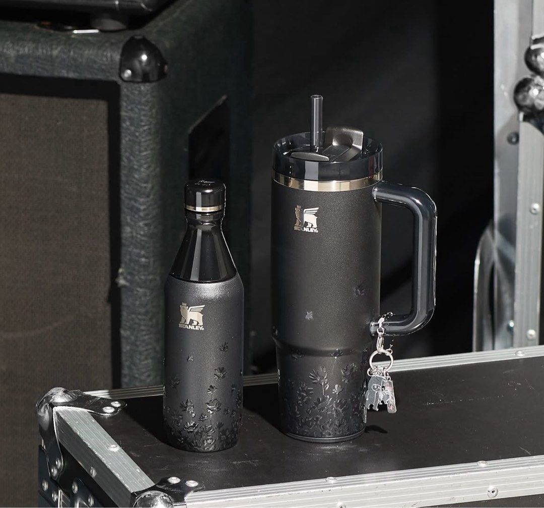 Stanley x Jennie tumbler/bottle (Category: Water Bottles & Tumblers) located in Singapore. Submitted by bananaaa21 (Listing ID 1396793971, Image 2). Description: bottle 355ml - $110 tumbler 887ml - $190 tumbler + bottle (set) - $290 +$3 for overseas shipping fee - buying directly from Korea! - accepting paynow only - meetups only —> at my place / hougang mrt/bus interchange do feel free to check out my reviews if in any doubt :) .