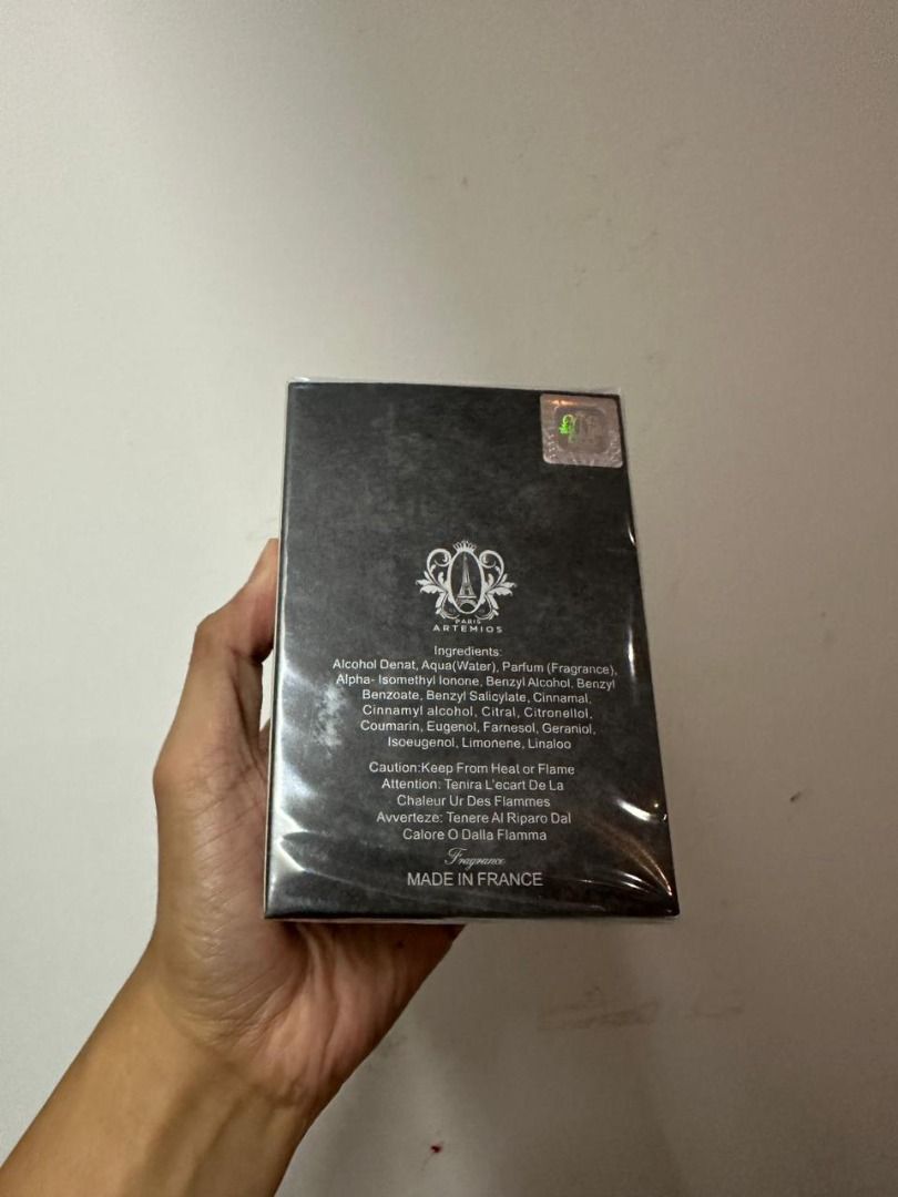 Stranger With You Ice EDP 100ml by Artemios (Category: Fragrance & Deodorants) located in Mandaluyong City. Submitted by jtkperfumetrading (Listing ID 1396775991, Image 3). Description: Discover the Aromatic Fougere scent for men with ARTEMIOS STRANGER WITH YOU ICE EDP 100ML. Launched in 2024, this fragrance features Top notes of Ginger, Lime, Mandarin Orange, and Apple, Middle notes of Lavender, Cardamom, Bourbon Geranium, and Sage, and Base not