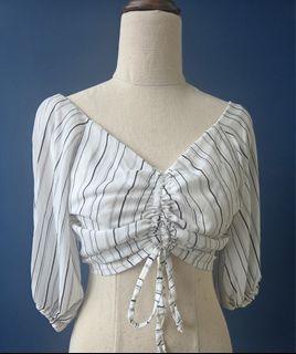 (Category: ) located in . Submitted by storeroom_treasures (Listing ID 1396692393, Image 1). Description: .