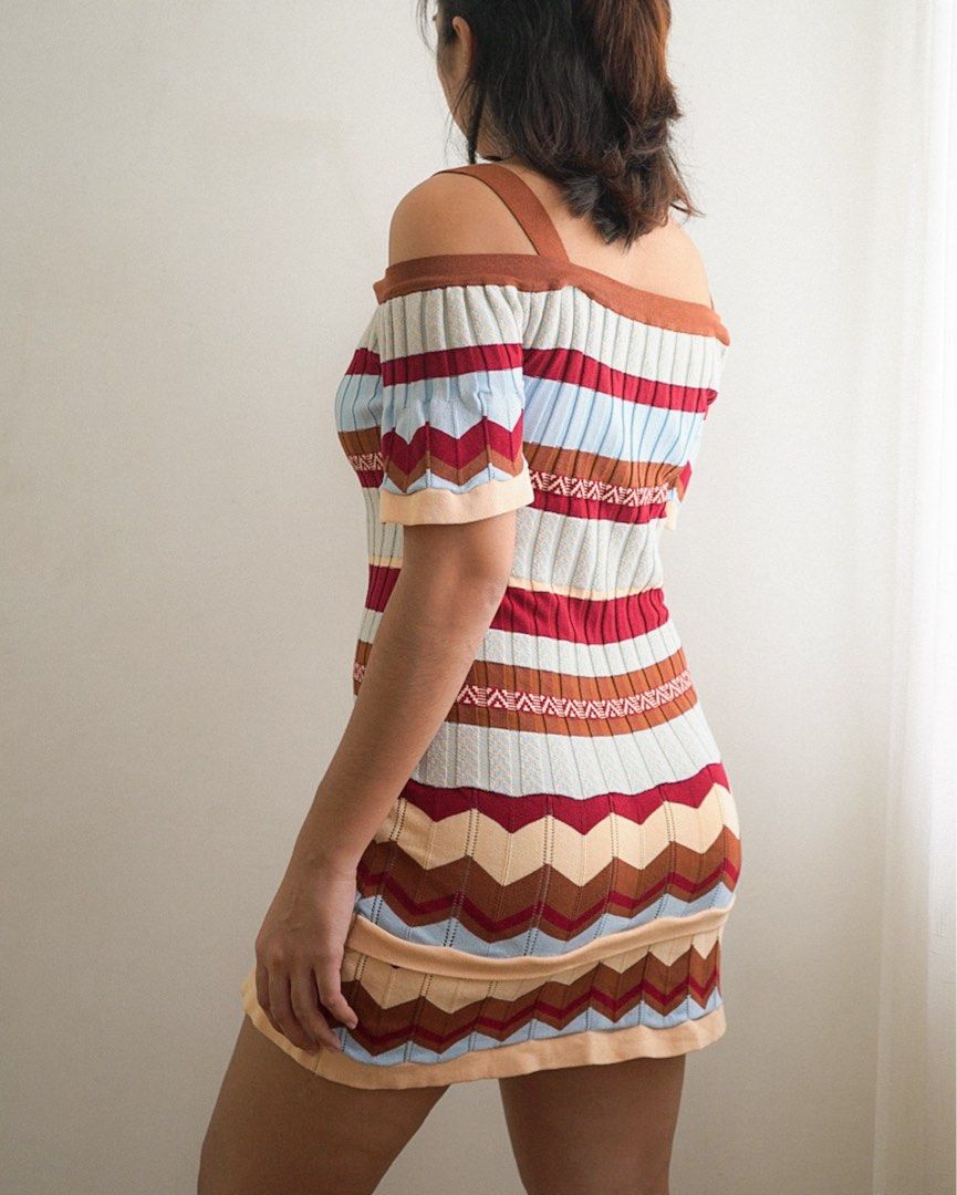 Striped Knit Zip Up Dress (Category: Dresses) located in Manila. Submitted by fayealmo (Listing ID 1396732655, Image 2). Description: — stretchable — flared sleeves and hem — zip up closure — bust: up to 36in — length: 18.5in.