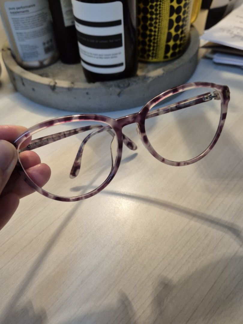 Tom Ford Lavender Round Panto Eyeglasses (Category: Sunglasses & Eyewear) located in Paranaque City. Submitted by nik_dc (Listing ID 1396673438, Image 3). Description: used sparingly for a month model number 5617-B 056 with case and cleaning cloth payment via gcash shipping c/o buyer.