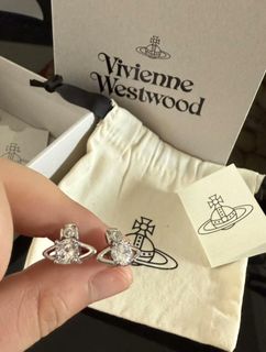 Vivienne西太后土星水晶耳釘耳環 一對64236505341697110