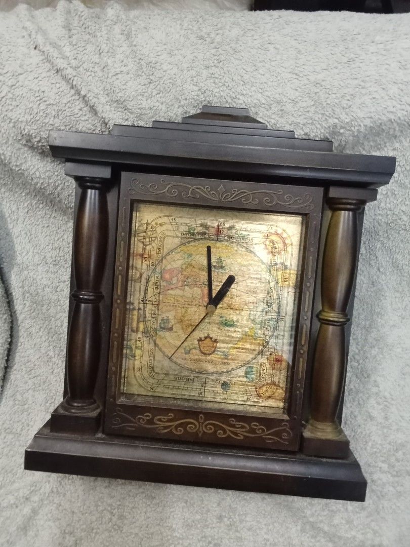 Wall decor clock with key organizer and music (Category: Wall Decor) located in Malabon City. Submitted by tey-salao-8 (Listing ID 1396729725, Image 1). Description: Wall clocks with hidden key organizer ... please Pm me for more details 😉🙏☝️.