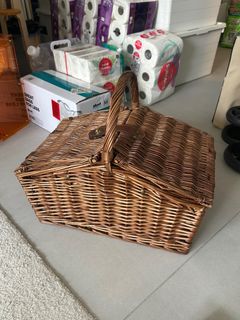 (Category: ) located in . Submitted by fatponies (Listing ID 1396667995, Image 1). Description: .
