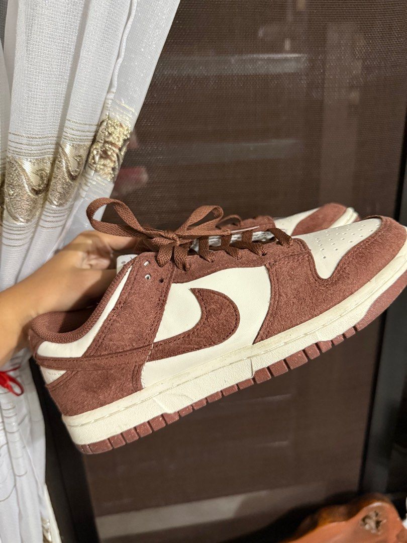 WMNS Nike Dunk Low Next Nature Red Sepia (Category: Sneakers) located in Malabon City. Submitted by decluttergyal (Listing ID 1396771033, Image 2). Description: Bought from Spatio, Opus Mall. Used twice, can pass as brand new once cleaned. Bought for 6k + The color’s so pretty in actual. No minor or major issues, just needs cleaning but I can clean it up for you Size is EUR 38.5. For reference my feet in inches: 8/9 No more haggling please tags: 